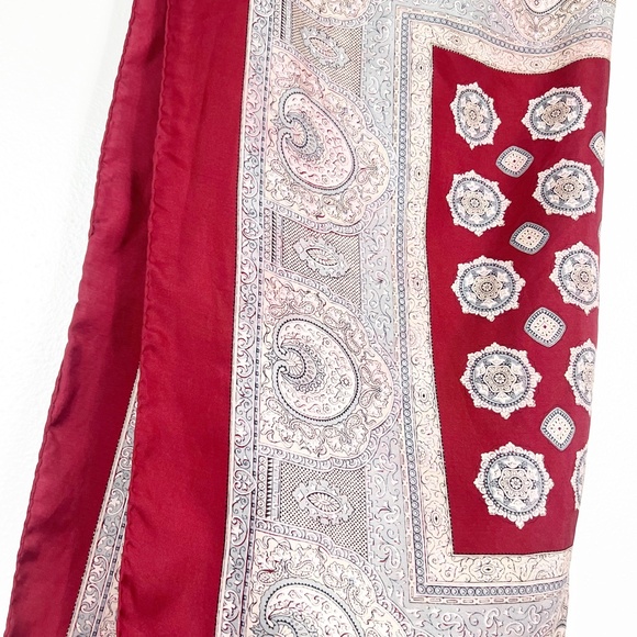 Vintage Maroon Paisley Rolled Hem Satin Scarf Shawl Neck Warmer Accessory - Picture 6 of 8
